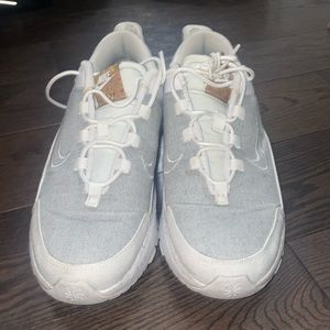 Nike crater remixa mens size 9 white sneakers